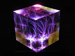 Cube iluminated by LP3 Light Base